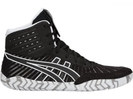 ASICS | MEN'S Aggressor 4 - Black/Black